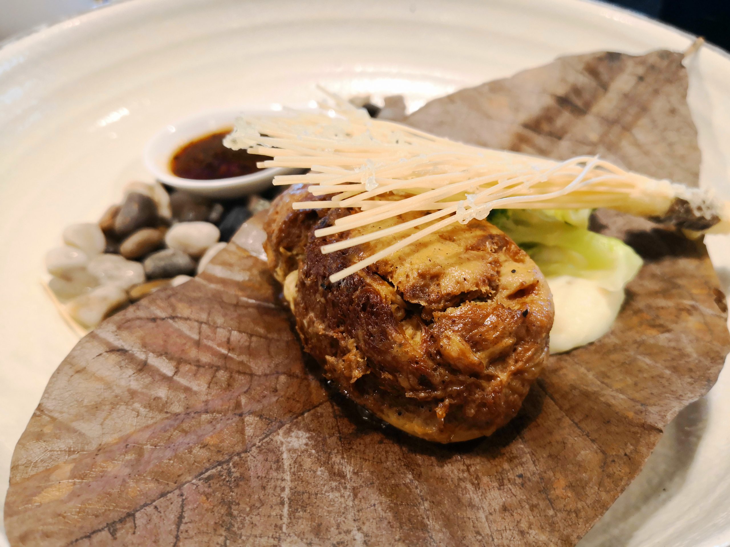 Grill Summer Mushroom Steak on “Pu-Ye” Hot Stone