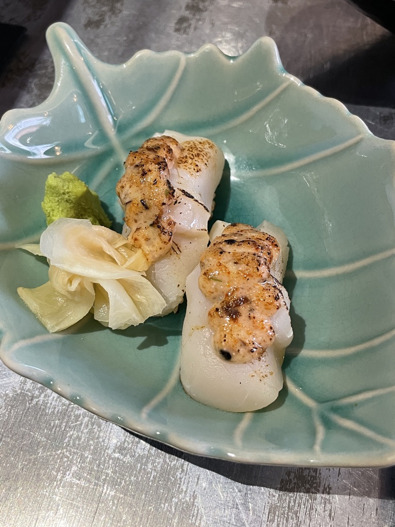 sushi airways aburi hotate